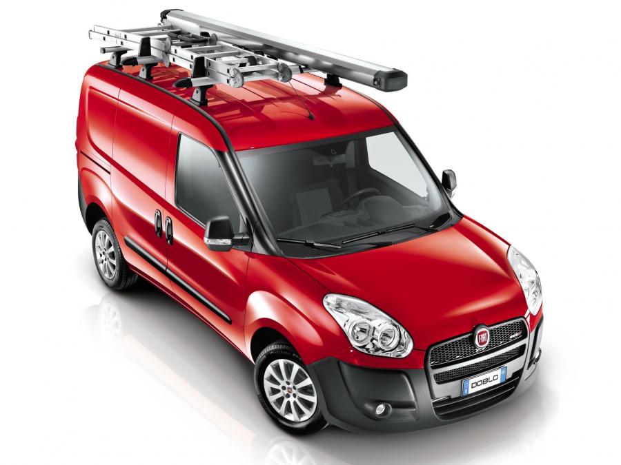  Fiat Doblo Cargo 2010 года  (фото 10 из 19)